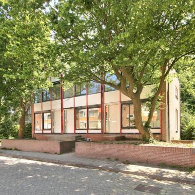 Transformatie kantoor naar 3 woningen Haarlem